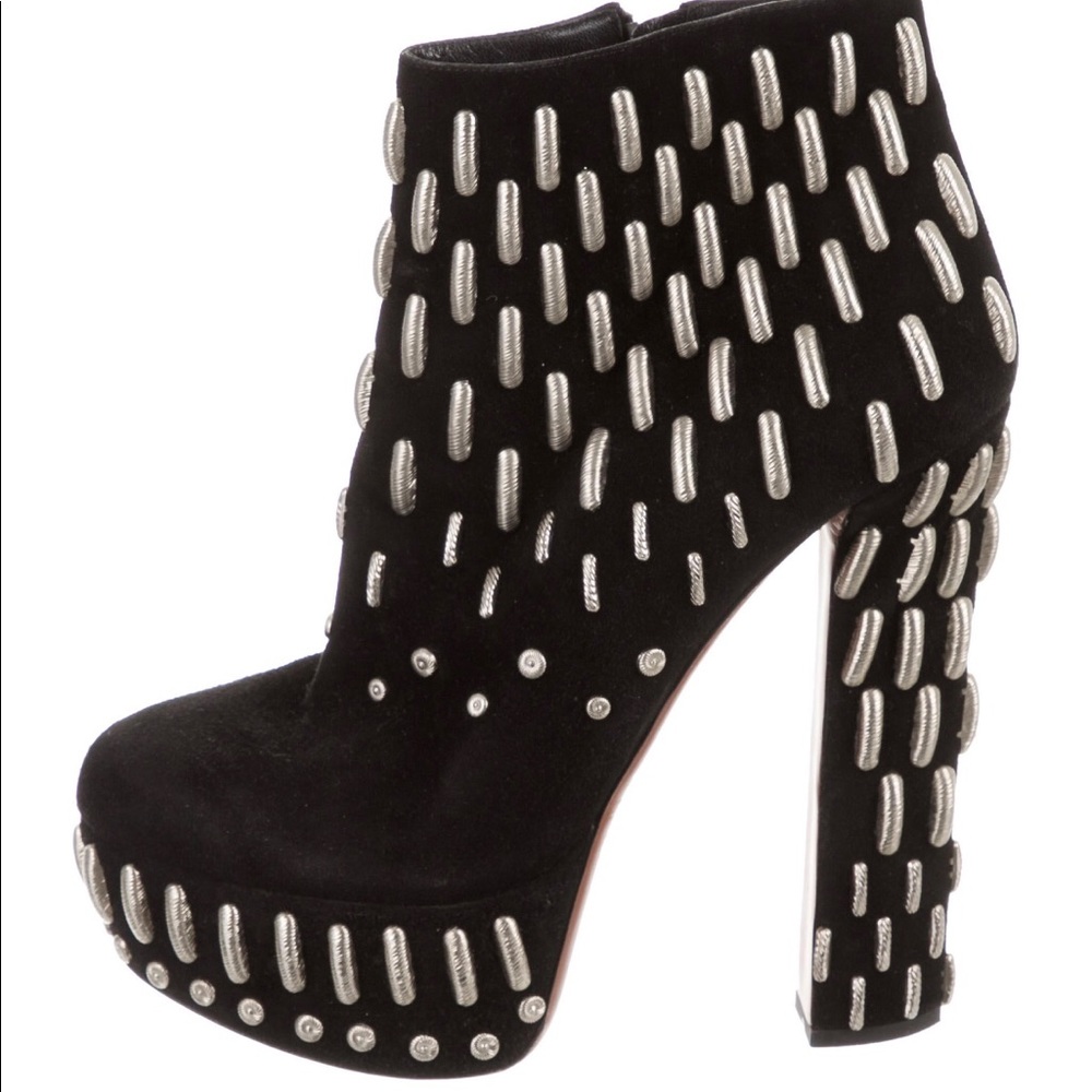 Alaia ankle boots!
